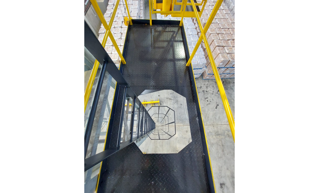 AJM Engineering Services - Lifting Equipment And Rail Equipment - designed & manufactured locally - ajm engineering services - lifting equipment - end carriages - crane components - lifting jacks - contact us - radio and controls - lifting industry - lifting equipment